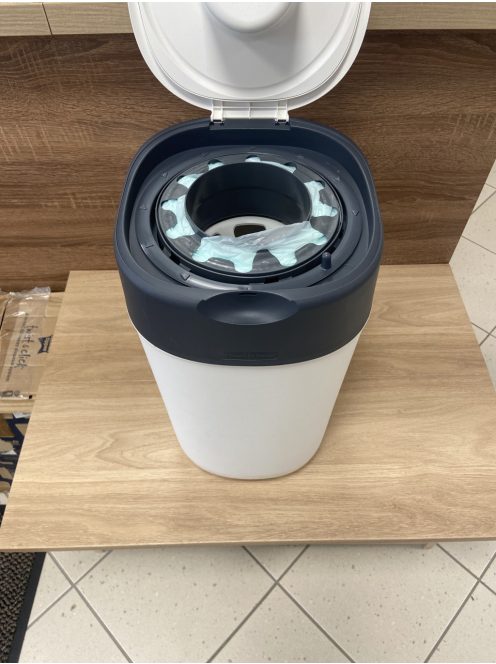 Tommee Tippee Twist&Click pelenkatartó - Outlet termék