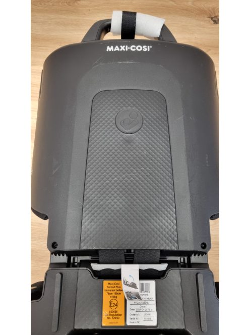 Maxi-Cosi Nomad Plus összecsukható autósülés 67-105 cm-ig. OUTLET termék