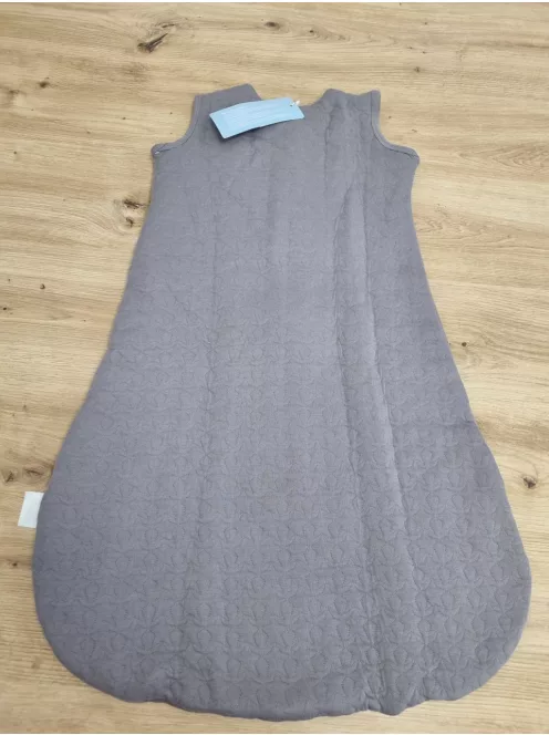 Univoll M-es baba hálózsák 2,5 TOG, 6-12 hó, OUTLET termék