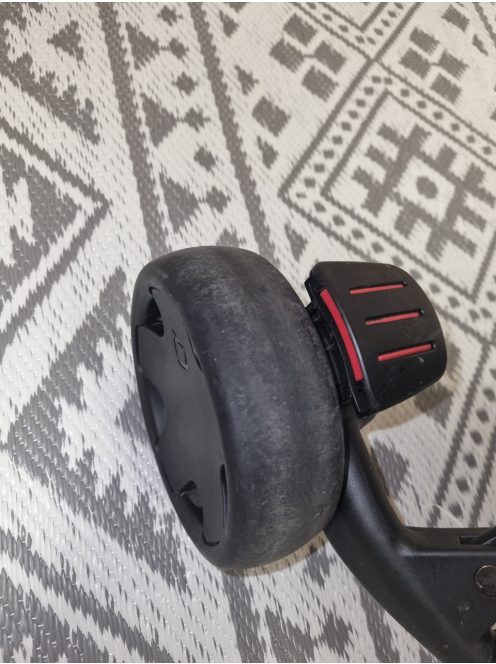 Quinny Zapp Flex Ultra Compact 3 kerekű babakocsi, OUTLET termék