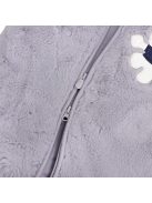 Leerija macis kapucnis overál- OUTLET termék