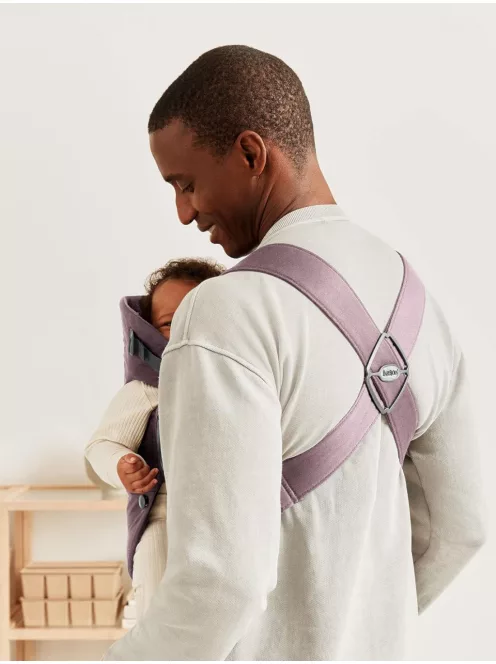 BABYBJÖRN Mini Soft hordozó- sötét lila, Outlet termék