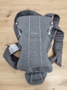BABYBJÖRN Mini Soft - sötétszürke, 0-12 hó, 3,2-11 kg, OUTLET termék
