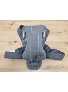 BABYBJÖRN Mini Soft - sötétszürke, 0-12 hó, 3,2-11 kg, OUTLET termék