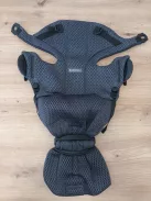 BabyBjörn Move Air Mesh babahordozó 3D hálós-antracitszürke- Outlet termék