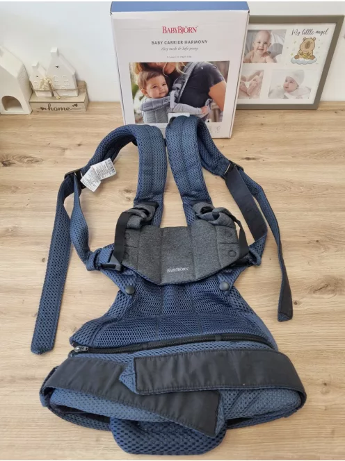 BabyBjörn Harmony 3D hálós babahordozó - sötétkék, OUTLET termék