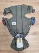 BabyBjörn babahordozó Mini, Comfy cotton-sötétzöld. OUTLET termék