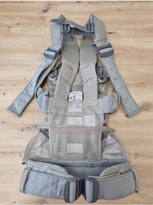 BabyBjörn One Air 3D Mesh babahordozó-szürke-bézs, OUTLET termék