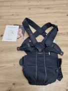 BabyBjörn babahordozó Mini, Comfy cotton-Black. OUTLET termék