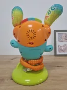Fisher-Price DJ Hüpfi interaktív német nyelvű játék, OUTLET termék