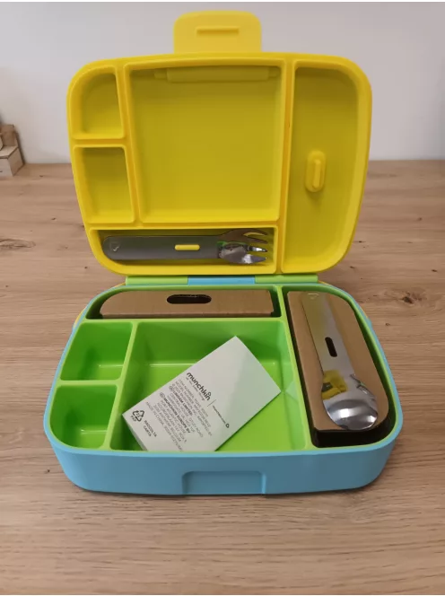 Munchkin Bento Box ebéddoboz evőeszközökkel.OUTLET termék