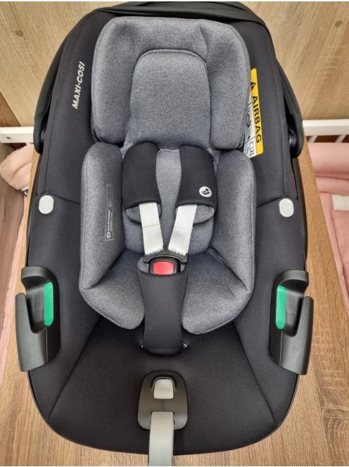 Maxi-Cosi Pebble 360, autós babahordozó OUTLET termék
