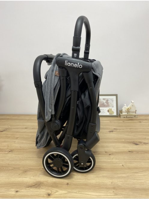 LIONELO Julie One Könnyű babakocsi 0 hó- 22 kg- ig - Outlet termék