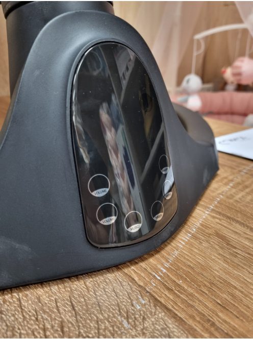 MoMi KENANI ONYX baba ringató, 9 kg-ig , Bluetooth. OUTLET termék