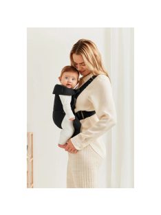   BabyBjörn babahordozó Mini, Comfy cotton-Black. OUTLET termék