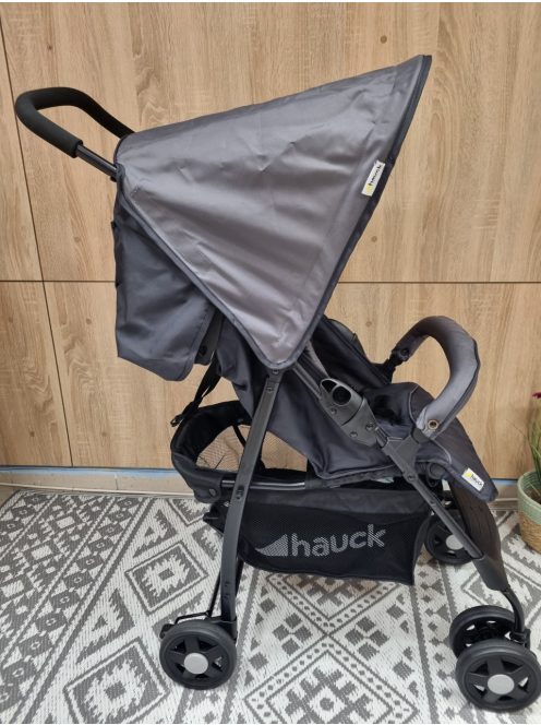 Hauck Buggy Ultra Könnyű babakocsi 18 kg-ig - Outlet termék