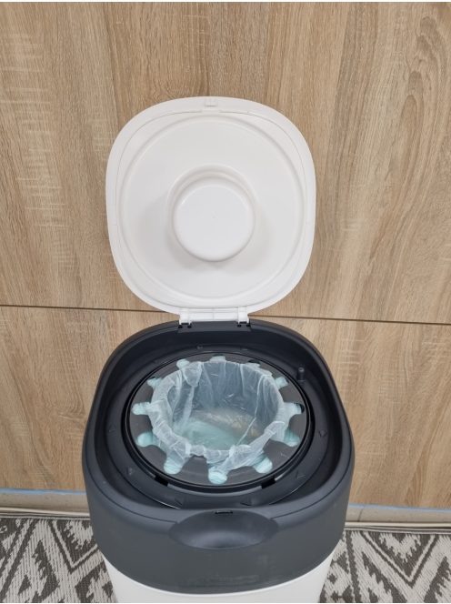 Tommee Tippee Sangenic XL pelenkatartó Outlet termék