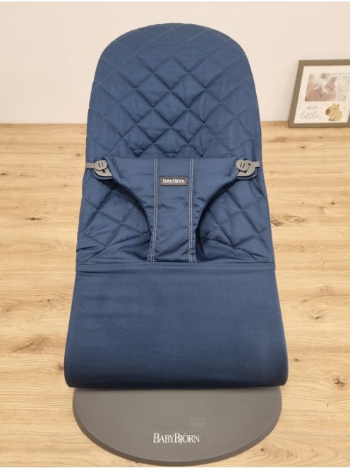 BabyBjörn Babywippe Bliss Cotton pihenőszék. OUTLET termék