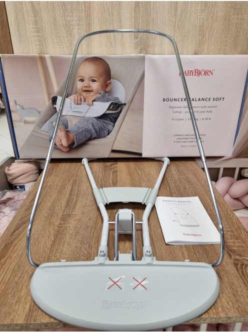 BabyBjörn pihenőszék váz, OUTLET termék