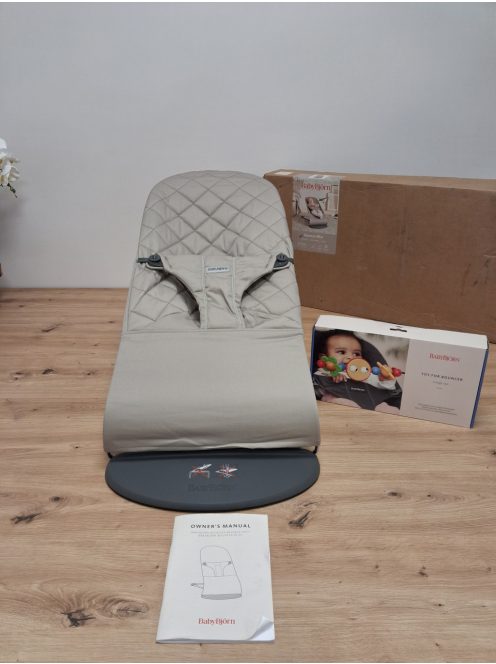 BabyBjörn Bouncer Bliss- homokszürke pihenőszék, OUTLET termék