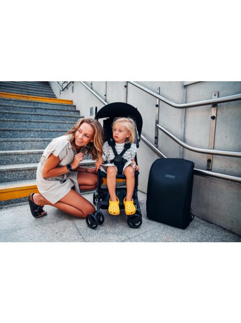 MoMi Grace pehelykönnyű babakocsi, OUTLET termék