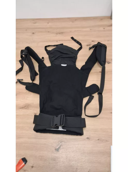 Momi Collet babahordozó 3-48hó, OUTLET termék