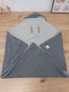 Lässig univerzális hordozóba köthető kötött takaró, OUTLET termék