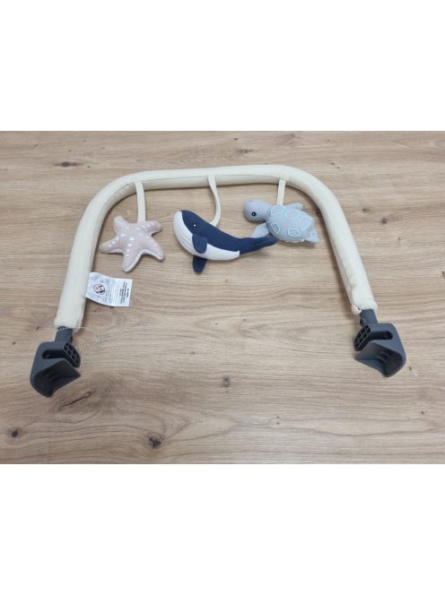 Ergobaby pihenőszék játékhíd Evolve 3 az1-ben pihenőszékhez, OUTLET termék