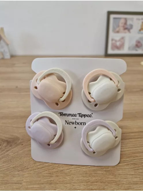 Tommee Tippee fogszabályozós cumi újszülötteknek, 0-2 hónapos korig, 4 db-os,  - OUTLET termék
