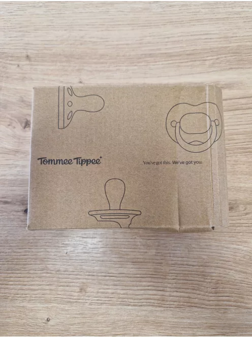 Tommee Tippee fogszabályozós cumi újszülötteknek, 0-2 hónapos korig, 4 db-os,  - OUTLET termék