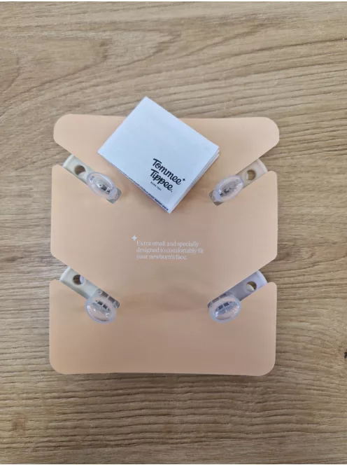 Tommee Tippee fogszabályozós cumi újszülötteknek, 0-2 hónapos korig, 4 db-os,  - OUTLET termék