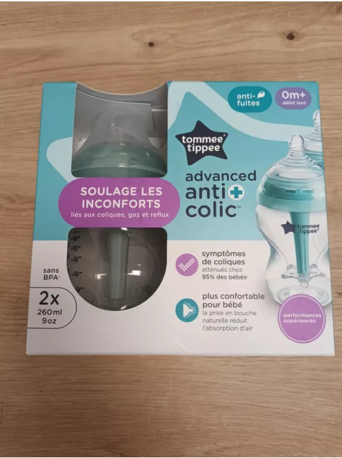 Tommee Tippee Anti-Colic cumisüveg szett 0+, 2x260ml, OUTLET termék