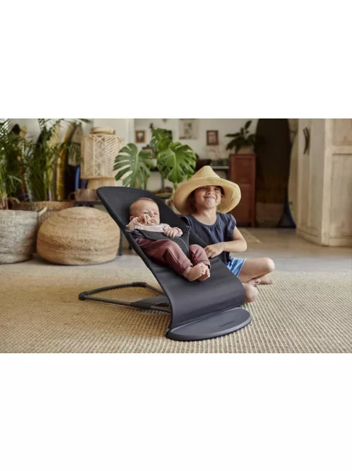 Babybjörn bouncer bliss pihenőszék - sötétszürke, OUTLET termék