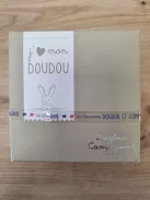 Doudou et Compagnie 10 cm nyuszi szundikendővel, OUTLET termék