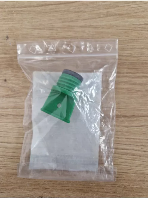GRÜNSPECHT tartalék melegvizes palackkupak, csak sötétzöld melegvizes palackokhoz, 23 mm átmérő, OUTLET termék