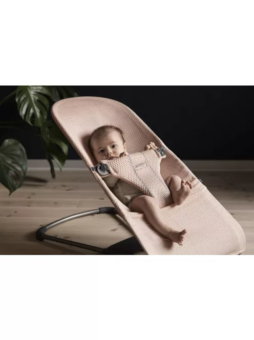 BabyBjörn Bouncer Bliss hálós pihenőszék - gyöngyház rózsaszín , OUTLET termék