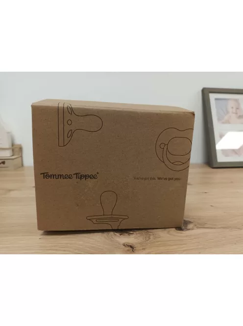 Tommee Tippee Night Glow 6-18hó 4db-os szilikon cumi szett, OUTLET termék