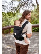 Ergobaby Adapt 3 pozíciós SoftFlex háló babahordozó-Onyx Black, OUTLET termék