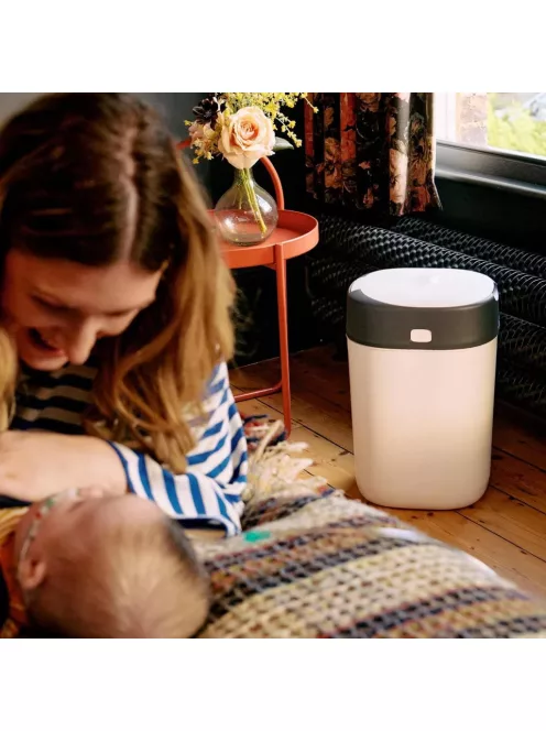 Tommee Tippee Twist&Click pelenkatartó 1db utántöltővel, fehér- OUTLET termék