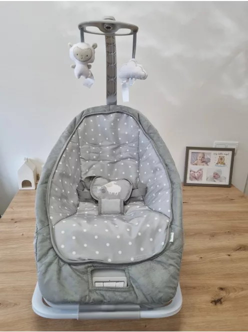Ingenuity Cuddle Lamb Baby pihenőszék. OUTLET termék