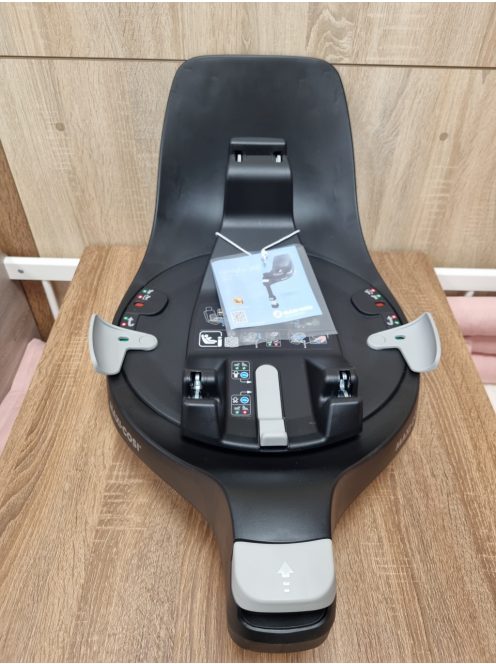 Maxi-Cosi FamilyFix 360 fokban forgatható Isofix talp - Outlet termék. 