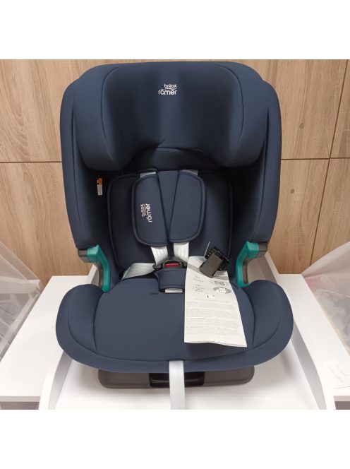 BRITAX RÖMER EVOLVAFIX gyerekülés Isofix-szel 76-150 cm-es (i-Size), 15 hónapos - 12 éves korig, éjszakai kék. Outlet termék