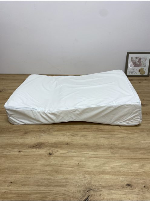 Beaba Sofalange® ergonomikus pelenkázólap fehér OUTLET termék