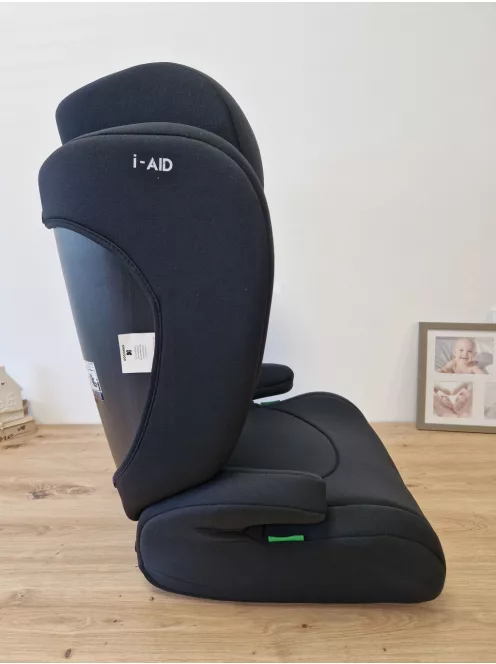 Kikkaboo I-Aid i-size 100-150cm gyerekülés, fekete szìnű OUTLET termék