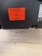 KikkaBoo I-Pop i-Size Isofix ülésmagasító pohártartóval -zöld OUTLET termék