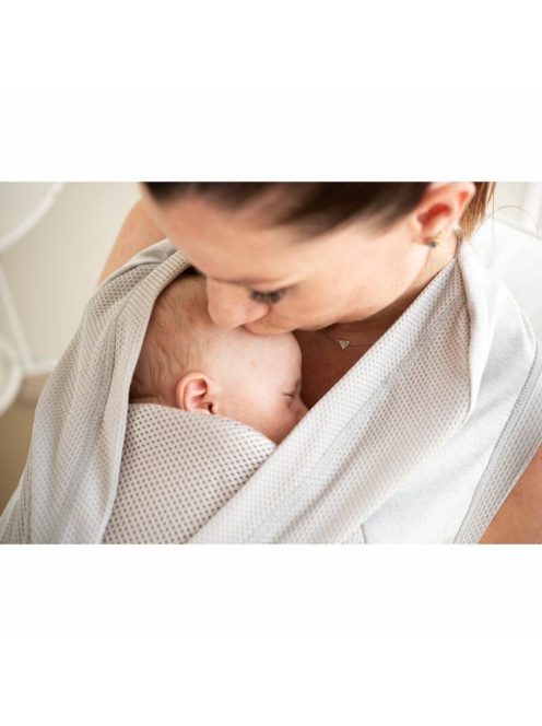 Chicco Boppy Comfy Hug hordozókendő 2,5-9 kg-ig-Silver Green