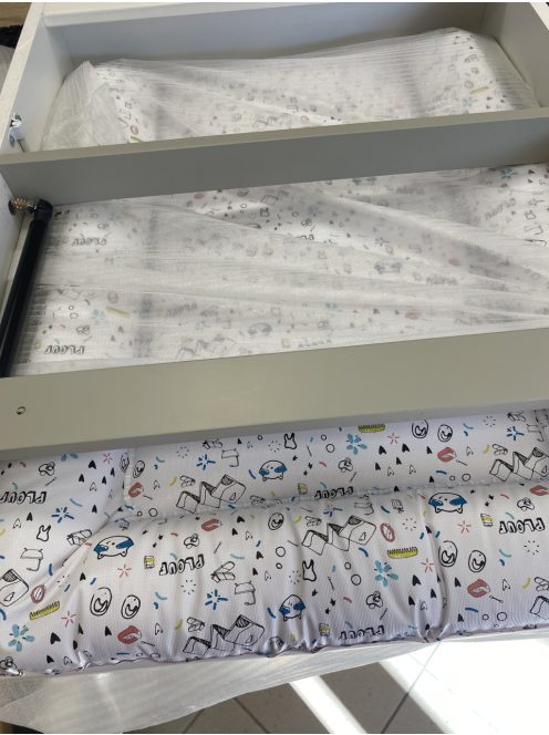 Badabulle fali pelenkázó szekrény. OUTLET  termék