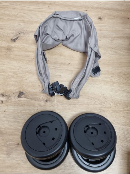 Chicco Echo Lite kompakt esernyőre csukható babakocsi, OUTLET termék