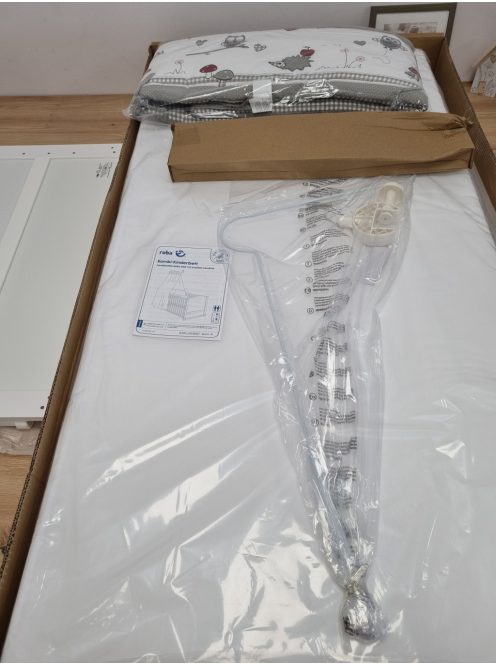 Roba fa kiságy szett ágyneművel, OUTLET termék