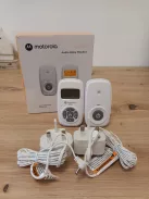 Motorola AM24 LCD kijelzős kétirányú bébiőr, OUTLET termék